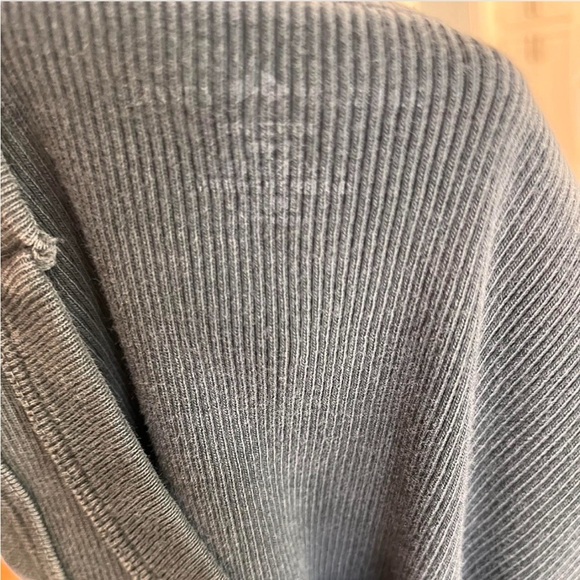 Brandy Melville Top Bundle Set of 4, white ss, tanks- olive, black, tube black - Picture 6 of 8